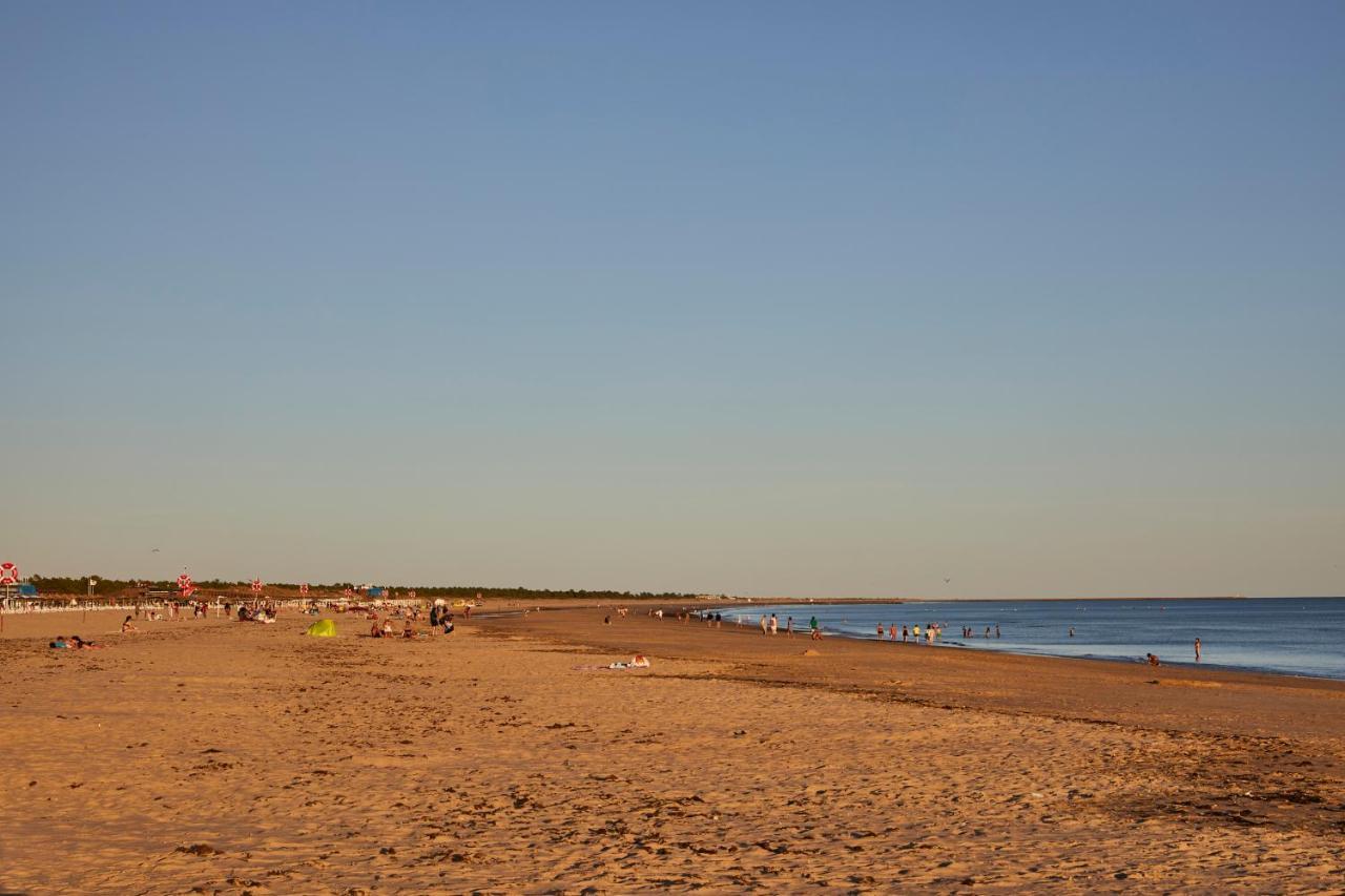 Nice Apartment Near The Beach - Монте Гордо Екстериор снимка